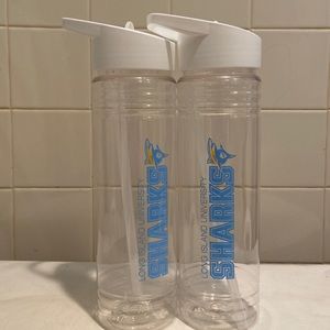 🌸2 New Water bottle